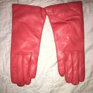 Sermoneta Genuine Leather Gloves